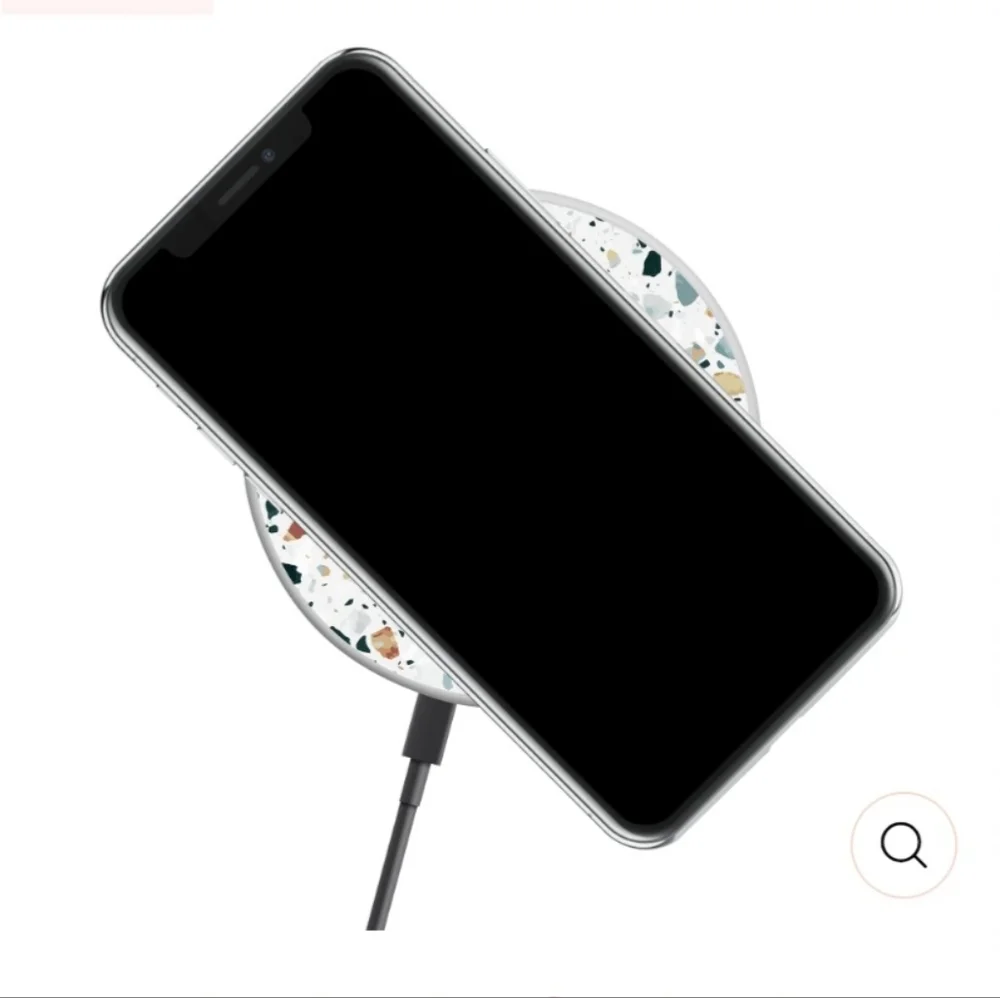 Ultra Slim Wireless Universal Charger by Hang Cheetah Leopard NWT 5☆ 1 Left!